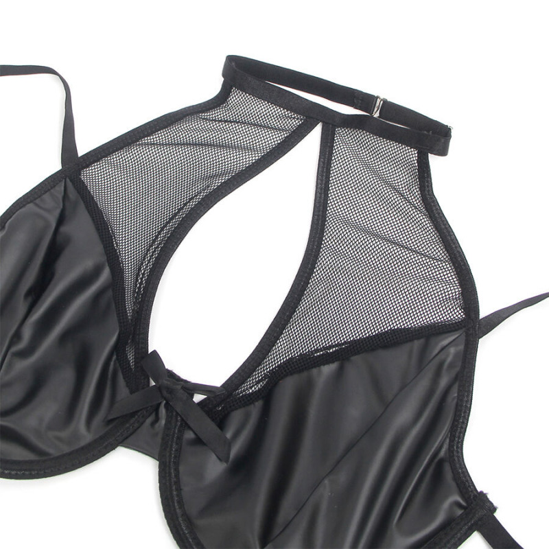 Conjunto Sujetador y Falda Cuero Negro