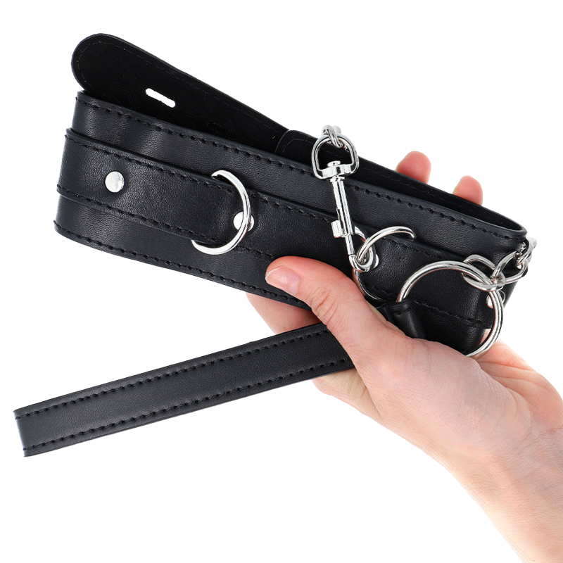 Collar con Correa Negro