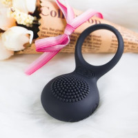 Tyler Anillo Vibrador Recargable Negro
