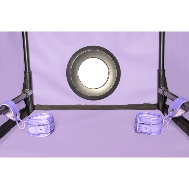 Kink Club Cabina Bukake Morado