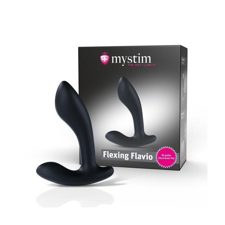 Flexing Flavio Black