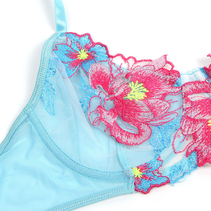 Conjunto Sujetador y Liguero con Bordados Florales Rosas