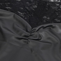 Vestido de Manga Larga con Encaje Negro