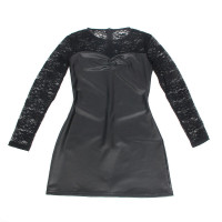 Vestido de Manga Larga con Encaje Negro