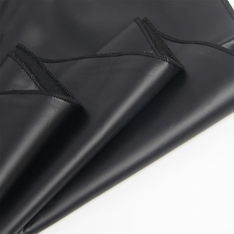Vestido con Tirantes de Cuero Negro