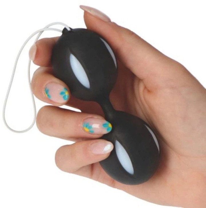 Candy Balls Taffy Negras