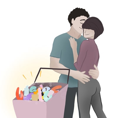 Pareja comprando juguetes eróticos